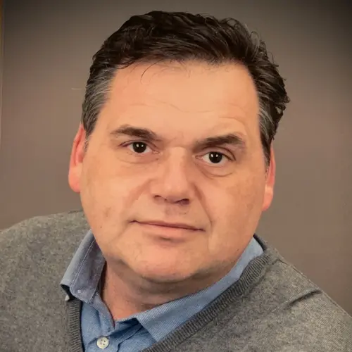 Martin Ribnicsek Martin Ribnicsek